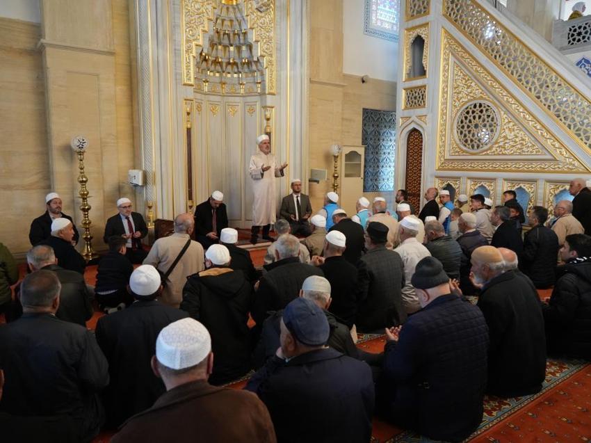 Kastamonu'da ilk hac kafilesi dualarla kutsal topraklara uğurlandı