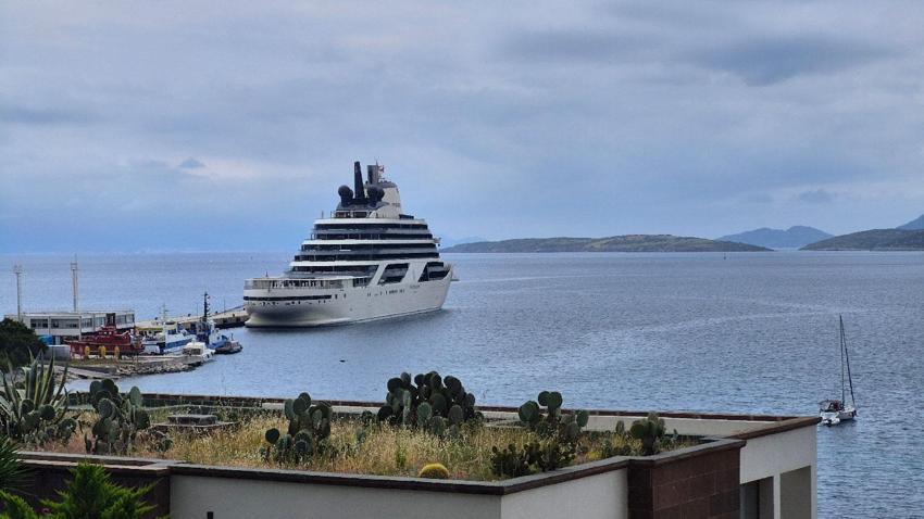 400 milyon avroluk gemi Bodrum’a demir attı