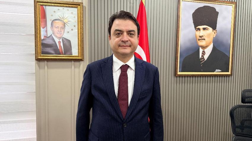 Reşadiye’de toprak kayması korku yarattı! AFAD ekipleri 5 binadaki 13 daireyi tahliye etti, bölge dron ile görüntülendi
