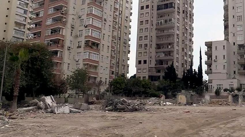 Adana'da 6 Şubat depremlerinde 40 kişinin hayatını kaybettiği apartmanın kaçak müteahhidi yakalandı