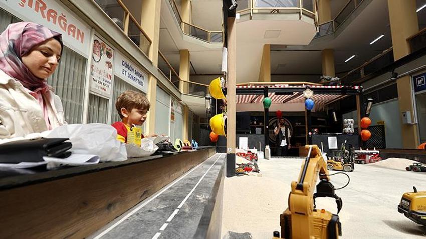 Malatyalı girişimci 'milli sporumuz'dan para kazanıyor! 7'den 70'e herkes burada takılıyor