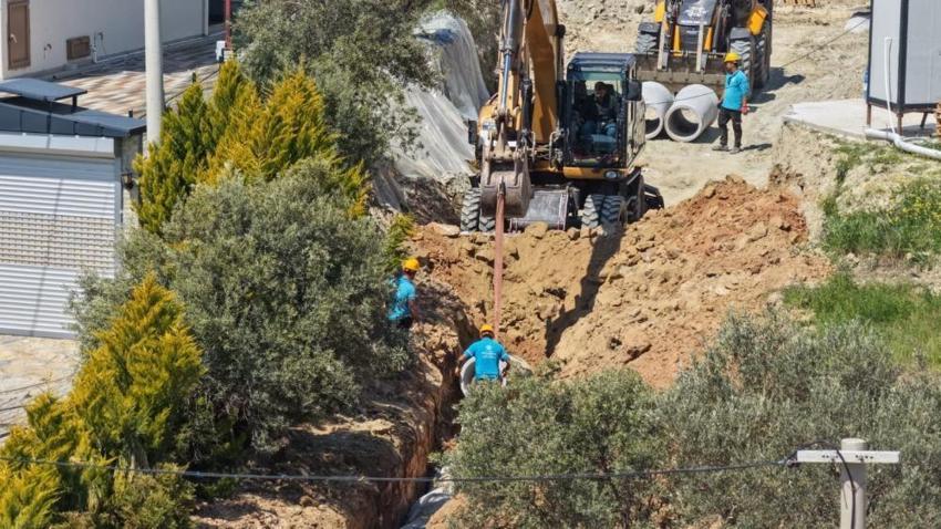 Kuşadası'nda 8 milyonluk dev yatırım hamlesi! Kanalizasyon ve yağmur suyu hattında sona yaklaşıldı