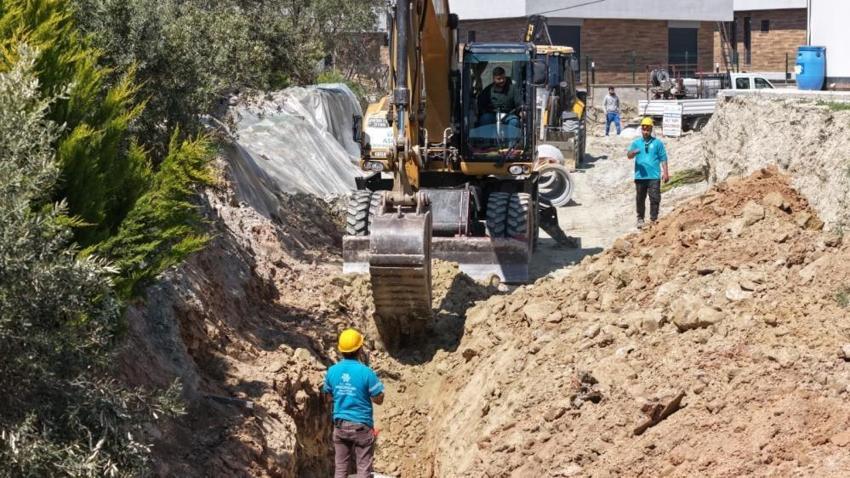 Kuşadası'nda 8 milyonluk dev yatırım hamlesi! Kanalizasyon ve yağmur suyu hattında sona yaklaşıldı
