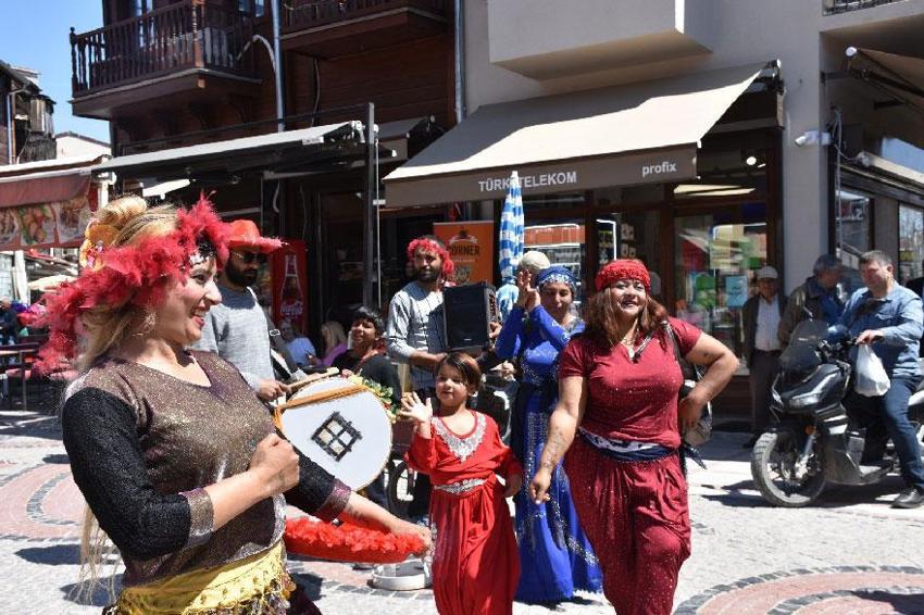 Edirne'de Kakava ve Hıdırellez Şenliklerine davetler başladı! Turistler heyecana ortak oldu