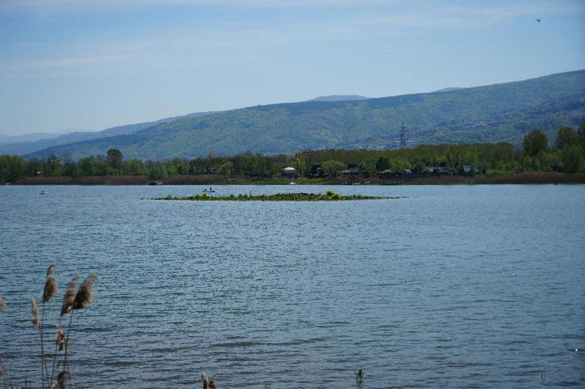 Sapanca Gölü çekildi gizemli manzara yeniden ortaya çıktı