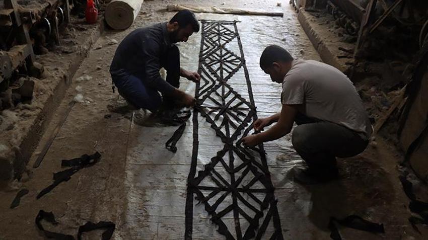 Şanlıurfa'da baba - oğul el ele verdi! 4 kuşaktır devam eden asırlık sanatı atölyelerinde yeniden kurtarıyorlar: Herkes bunun peşinde