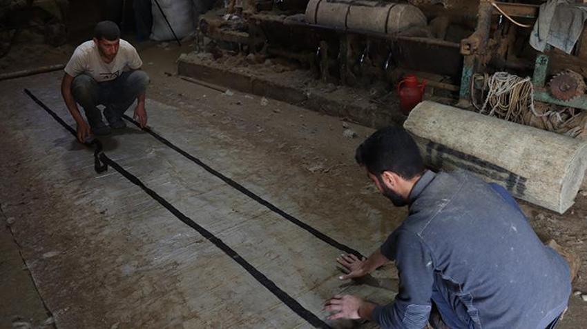 Şanlıurfa'da baba - oğul el ele verdi! 4 kuşaktır devam eden asırlık sanatı atölyelerinde yeniden kurtarıyorlar: Herkes bunun peşinde