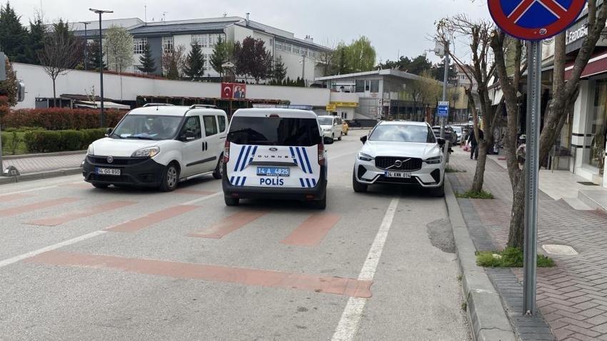 Bolu'da kafede kız kardeşiyle bir erkeği yakaladı! Ortalığı birbirine kattı
