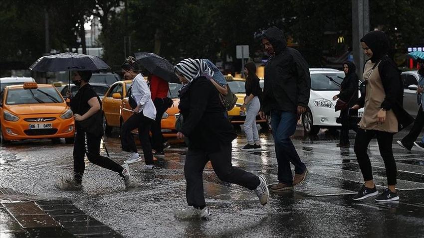 Hava durumunda son dakika gelişmesi! Yurt genelinde gök gürültülü sağanak yağmur geliyor: İşte il il son hava durumu