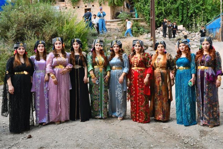 Aşiret karar verdi: Artık gençler çok daha kolay evlenecek! Düğün masrafı 500 bin TL'yi geçmeyecek
