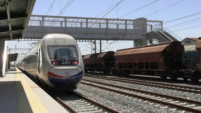 Edirne'ye müjdeli haber geldi! Çerkezköy-Kapıkule hattında ilk test sürüşü başarılı geçti, seyahat süresi 1,5 saate düşüyor