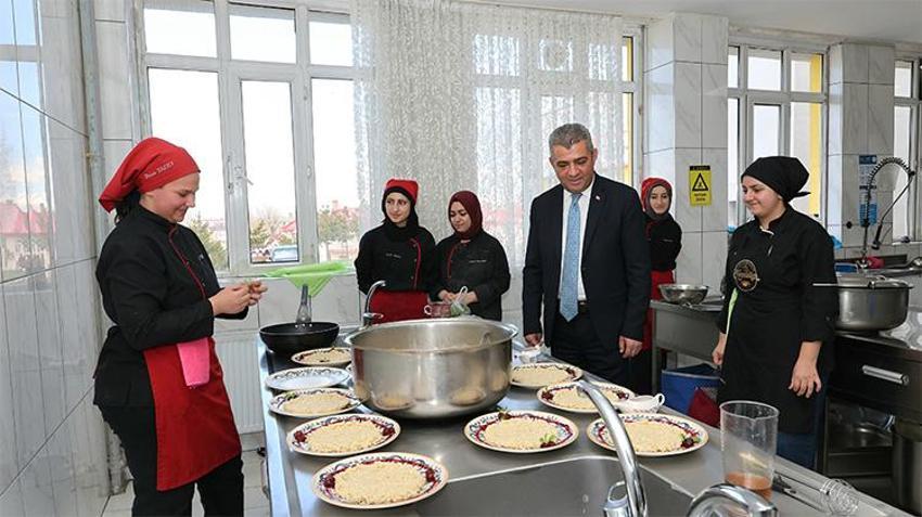 Genç şefler Elazığ’da tarih yazdı: Erzurum’a altın gurur!