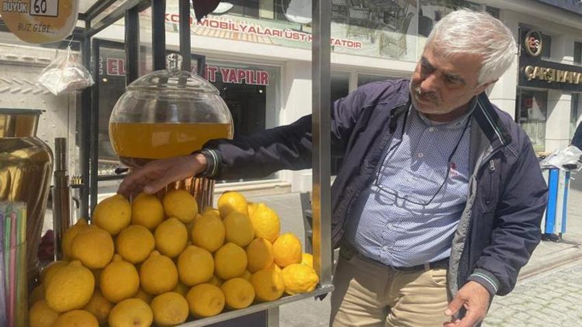 Eskişehir'de havalar ısındı, talep arttı! Bardak bardak şifa dağıtıyor