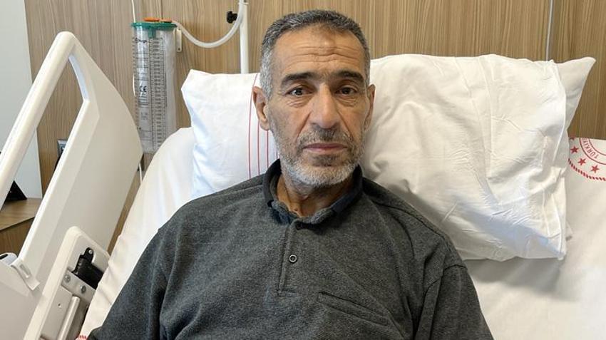 Karın ağrısı şikayetiyle hastaneye gitti! Doktorlar bile gözlerine inanamadı: Tam 8 kilo