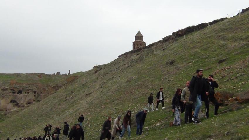Kars'a ziyaretçi akını var: Kırk Kapılı Şehre 4 ayda 50 bin kişi geldi