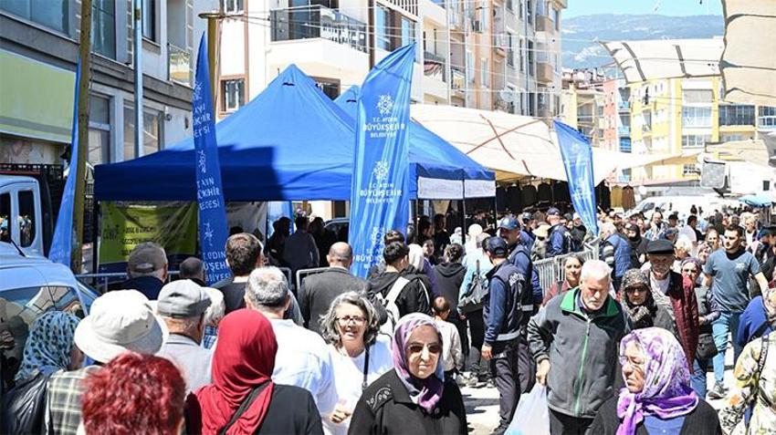 Aydınlılar akın etti! Binlercesi tamamen ücretsiz olarak dağıtıldı