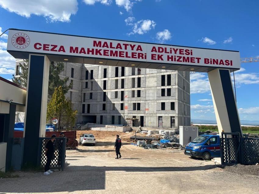 Malatya'da hamile eşini silahla vurarak öldüren sanığın cezası belli oldu