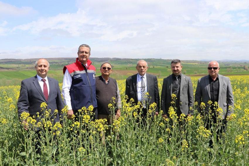 TAKE Projesi kapsamında çiftçilere büyük destek! Ayçiçeği ve kuru fasulye tohumları teslim edildi