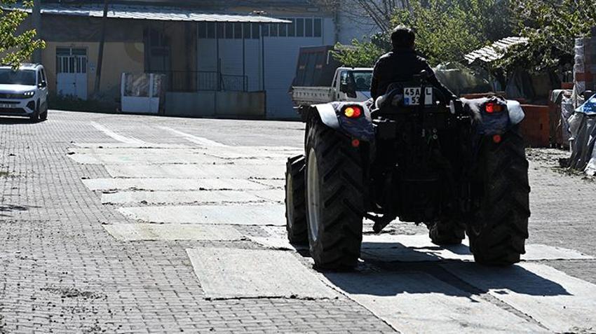 Üzerinden traktör geçtikçe fiyatı artıyor! En çok ABD, Kanada ve İngiltere satın alıyor