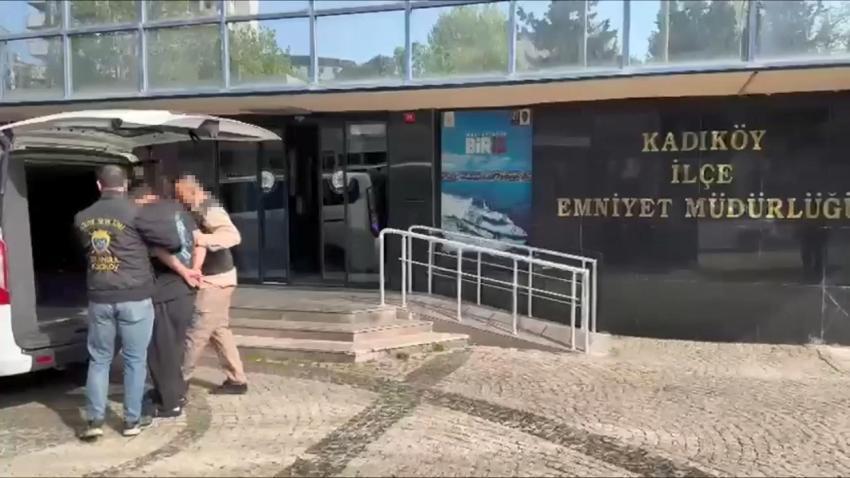 Çıkarıldığı mekana ateş açtığı anlar kamerada; polis bacağından vurarak yakaladı
