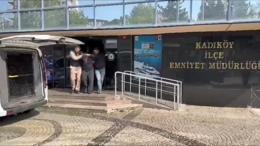 Çıkarıldığı mekana ateş açtığı anlar kamerada; polis bacağından vurarak yakaladı