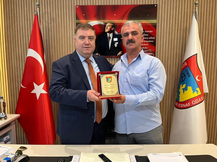 Yine İzmir, yine kahraman taksici! Parası çalınan askerin imdadına yetişti zamanla yarıştı