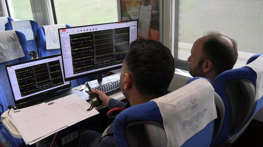 Halkalı-Kapıkule Hızlı Tren Projesi ile Edirne İstanbul'a komşu oluyor, Vali Sezer test sürüşüne katıldı