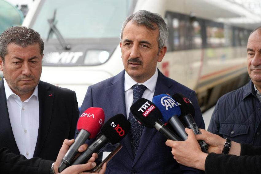 Halkalı-Kapıkule Hızlı Tren Projesi ile Edirne İstanbul'a komşu oluyor, Vali Sezer test sürüşüne katıldı