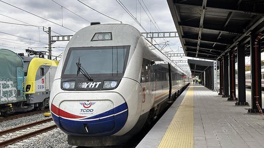 İstanbul-Edirne arası 1,5 saate düşüyor! 220 kilometre hızla test sürüşleri başladı