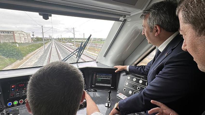 İstanbul-Edirne arası 1,5 saate düşüyor! 220 kilometre hızla test sürüşleri başladı