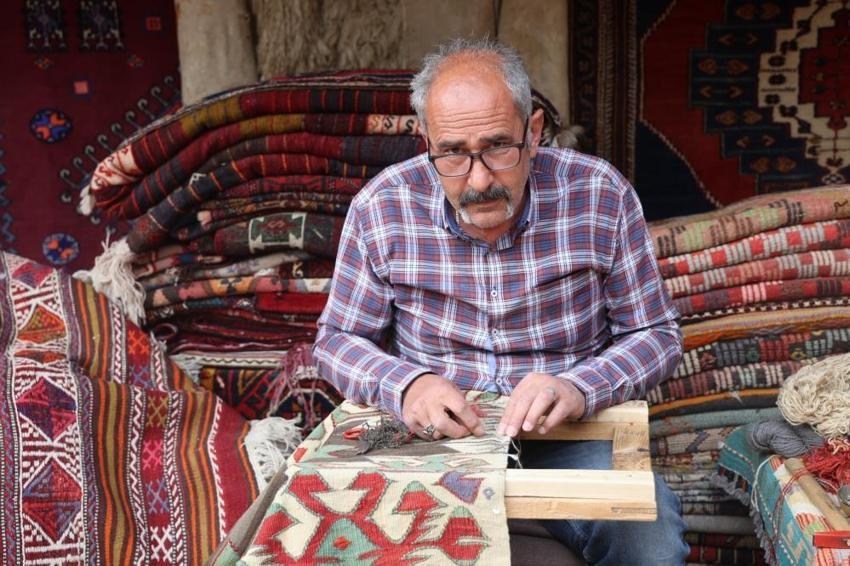 Kapadokya'da 40 yıldır resmen iğneyle kuyu kazıyor! Türkiye'de bu işi yapan 500 kişi kaldı: Sadece bir tanesini yapması bir buçuk senesini alıyor