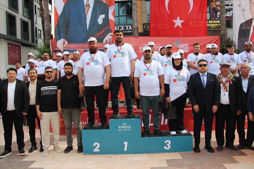 Antalya'da düzenlenen en acı yarışmada altın için mücadele ettiler