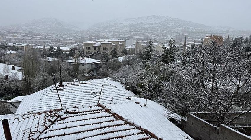 Mayıs ayında kar sürprizi! Yozgat beyaza büründü