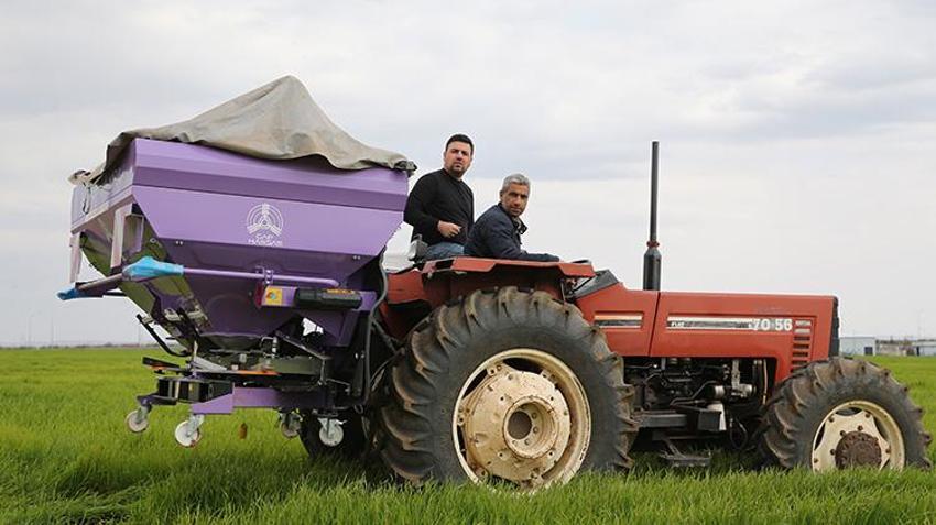 Güneydoğu'da çiftçiler yazılımla maliyeti %30 oranında düşürdü: Traktöre komut cep telefonundan gidiyor!