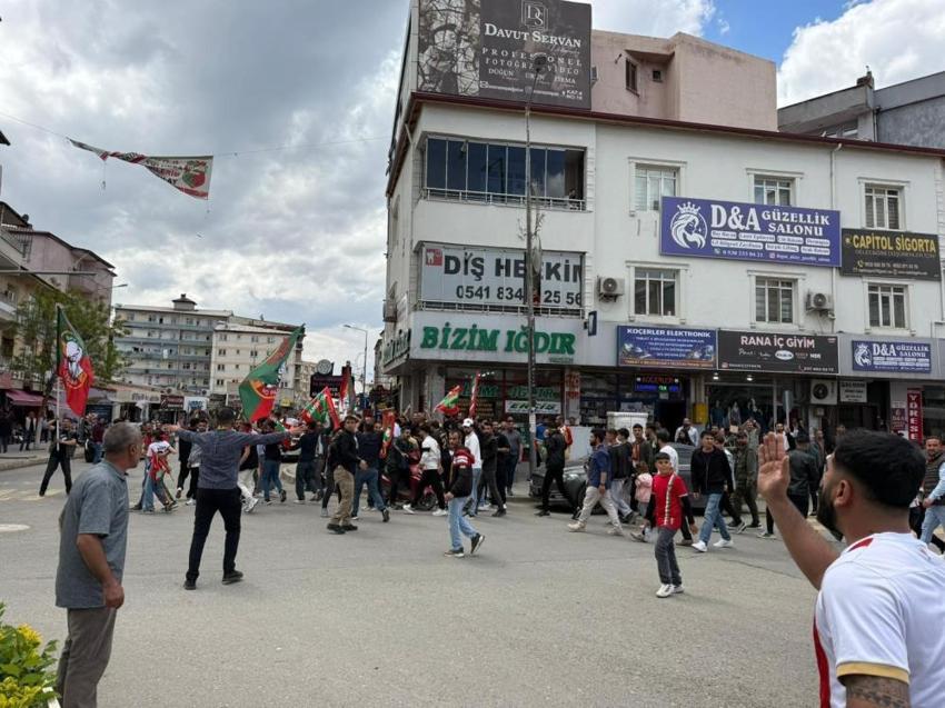 Iğdır FK, Amedspor maçı öncesi olay çıktı! Polisler devreye girdi