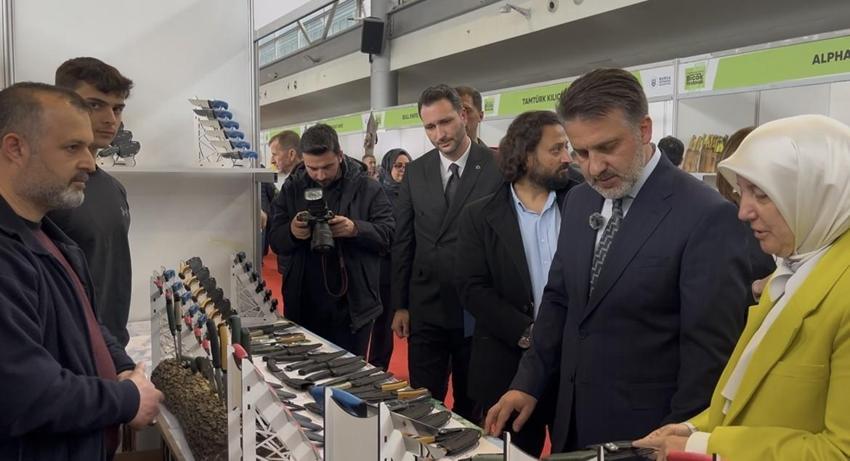 Bursa'da 'Bıçak Festivali' coşkusu, Türkiye'nin dört bir yanından gelen ustalar hünerlerini sergiledi
