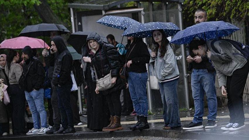 Yaza hazırlanırken kış geri geldi! Meteoroloji son raporu açıkladı: Sıcaklıklar 10 derece birden düşecek 41 ilde kar ve sağanak etkili olacak