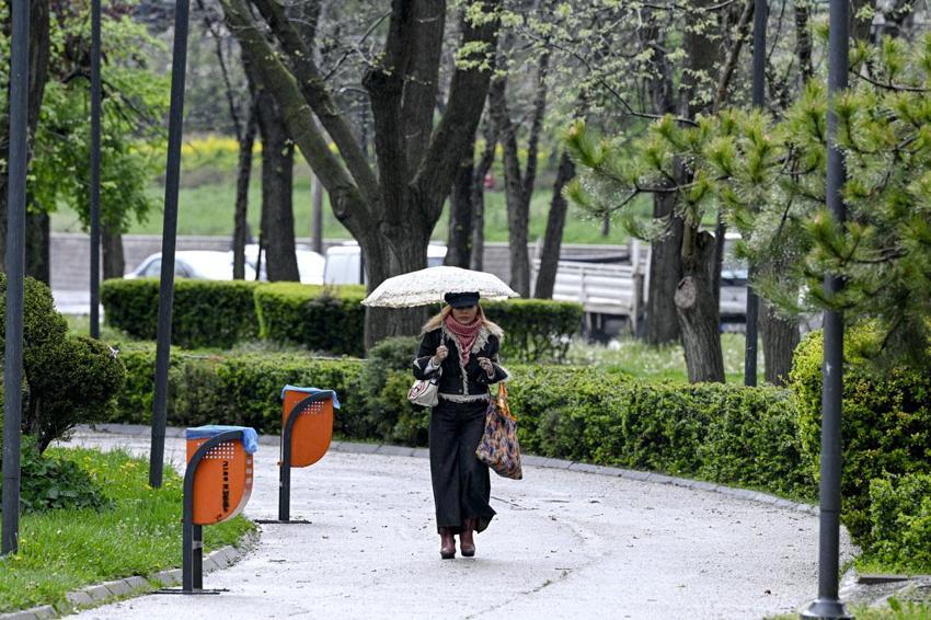 Yaza hazırlanırken kış geri geldi! Meteoroloji son raporu açıkladı: Sıcaklıklar 10 derece birden düşecek 41 ilde kar ve sağanak etkili olacak