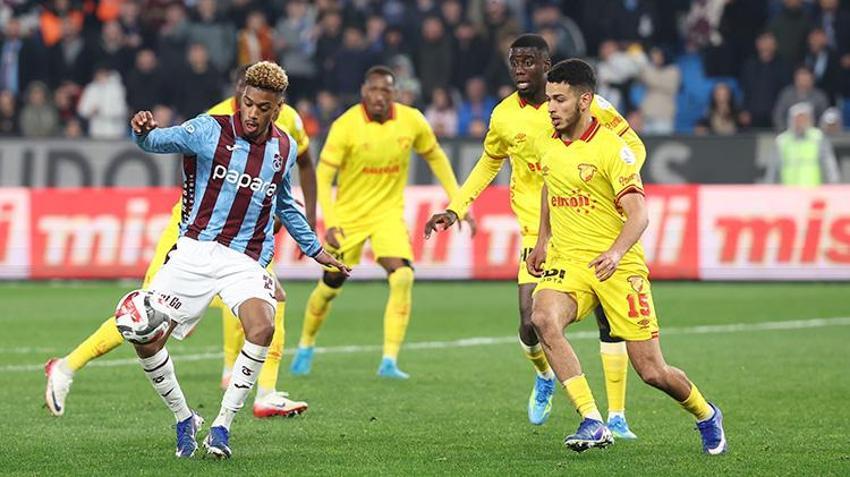 Trabzonspor’un galibiyet hasreti 4 maça çıktı! Zirve ile bağı koptu