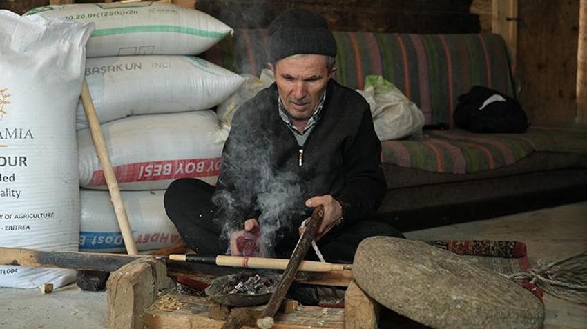 Samsun'un son beşik ustası! Aile mesleğine sahip çıktı 50 yıl ekmeğini yedi