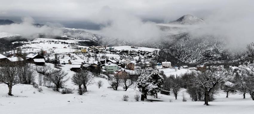 Mayıs ayında kara kış geldi, okullar tatil edildi! Onlarca ilde kar yağışı etkili oldu: İşte kar yağan il ve ilçeler