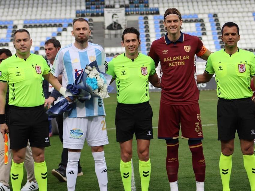 Erzurumspor'da Ahmet Dal, Mustafa Yumlu, Eren Tozlu, Orhan Ovacıklı'nın ismini verip duyurdu