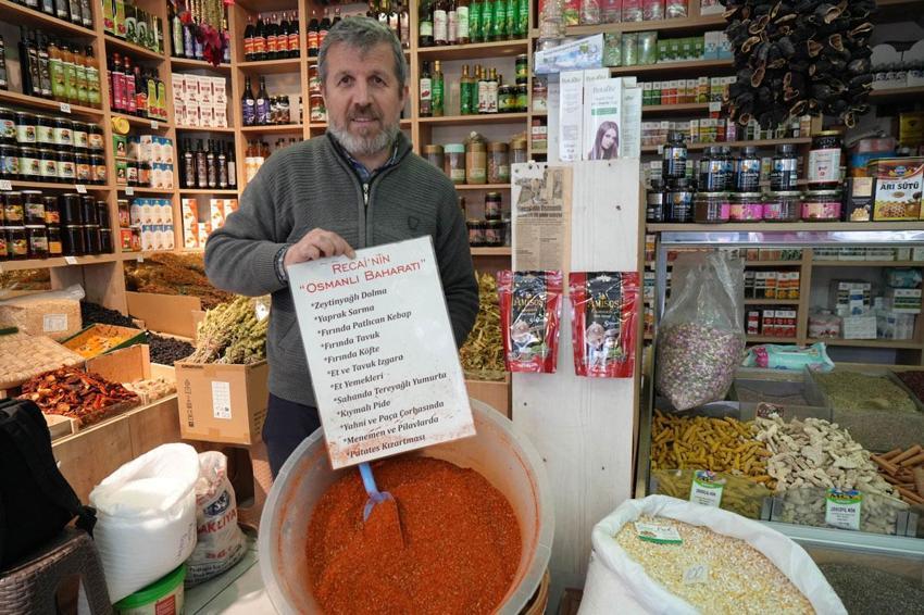 Tarifini kendi buldu, 29 çeşit üründen oluşan baharat karışımını 29 yıldır satıyor