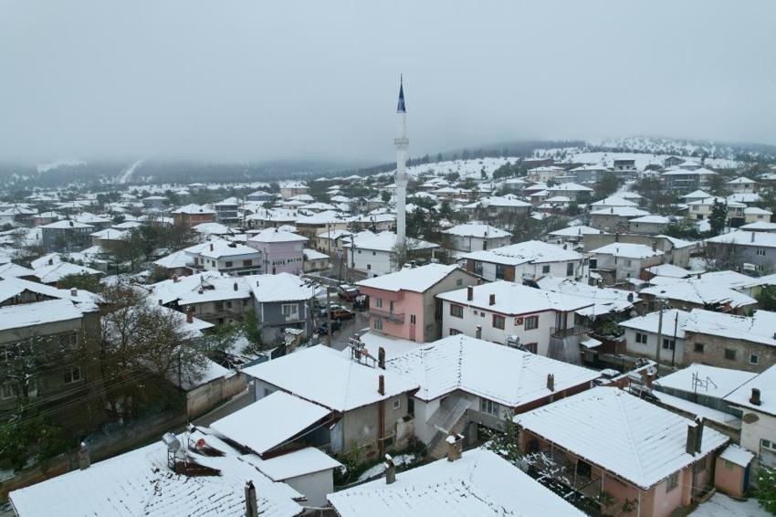 Hava durumu nasıl olacak? Fırtına devam edecek mi? Kar yağışı var mı? Yağmur yağacak mı? Son dakika uyarısı geldi