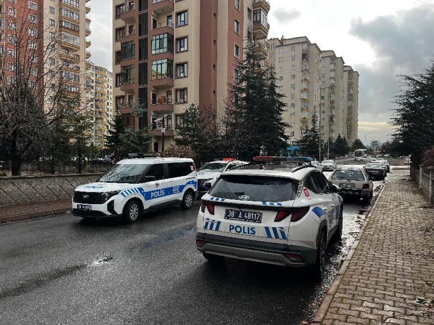 Oturduğu apartmanda bina görevlisinin eşini öldüren sanığa müebbet hapis istemi