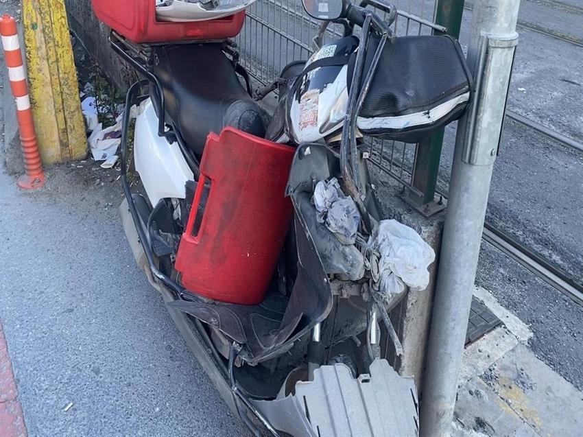 Gaziosmanpaşa'da korkunç kaza: Tramvay yayaya çarptı!