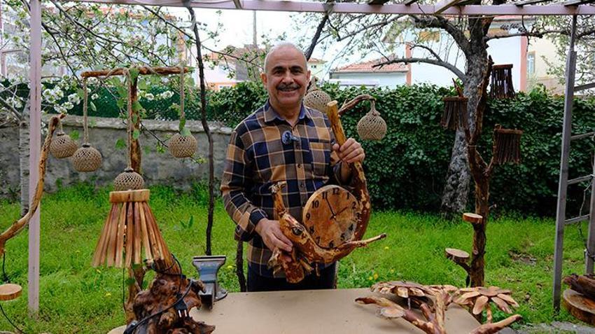 Doğadan topladıklarıyla üretiyor! Emekli olduktan sonra bahçesini sanat atölyesine çevirdi