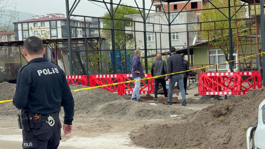 'Kazığımı niye aldın' tartışması silahlı kavgaya dönüştü: 1'i ağır 4 kişi yaralandı