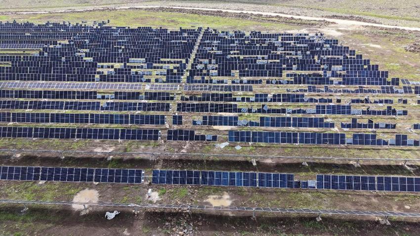 Şanlıurfa’da hortum yıktı geçti, Viranşehir’de güneş panelleri kullanılamaz hale geldi