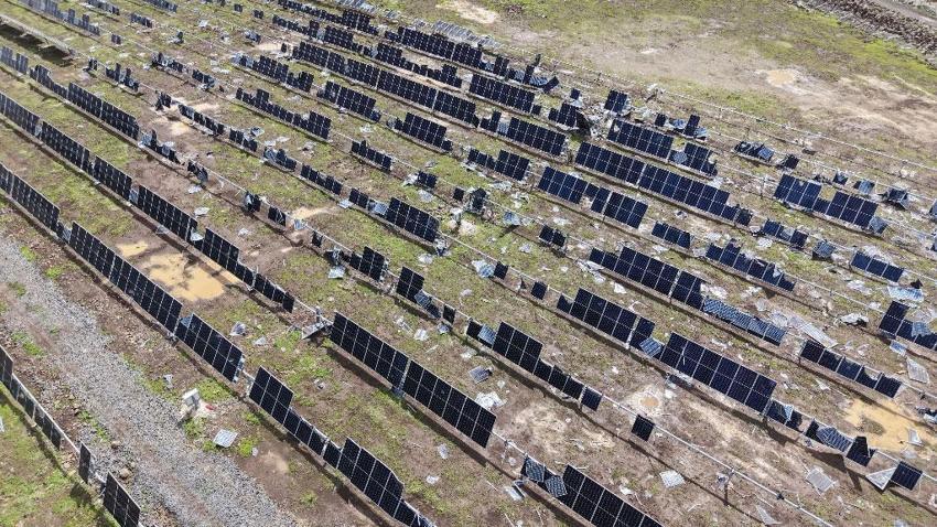 Şanlıurfa’da hortum yıktı geçti, Viranşehir’de güneş panelleri kullanılamaz hale geldi